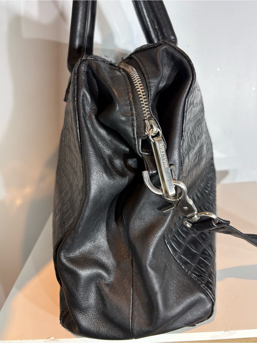 Walter by Walter Baker Black Croc Embossed Leather Satchel Crossbody Bag - Picture 5 of 13